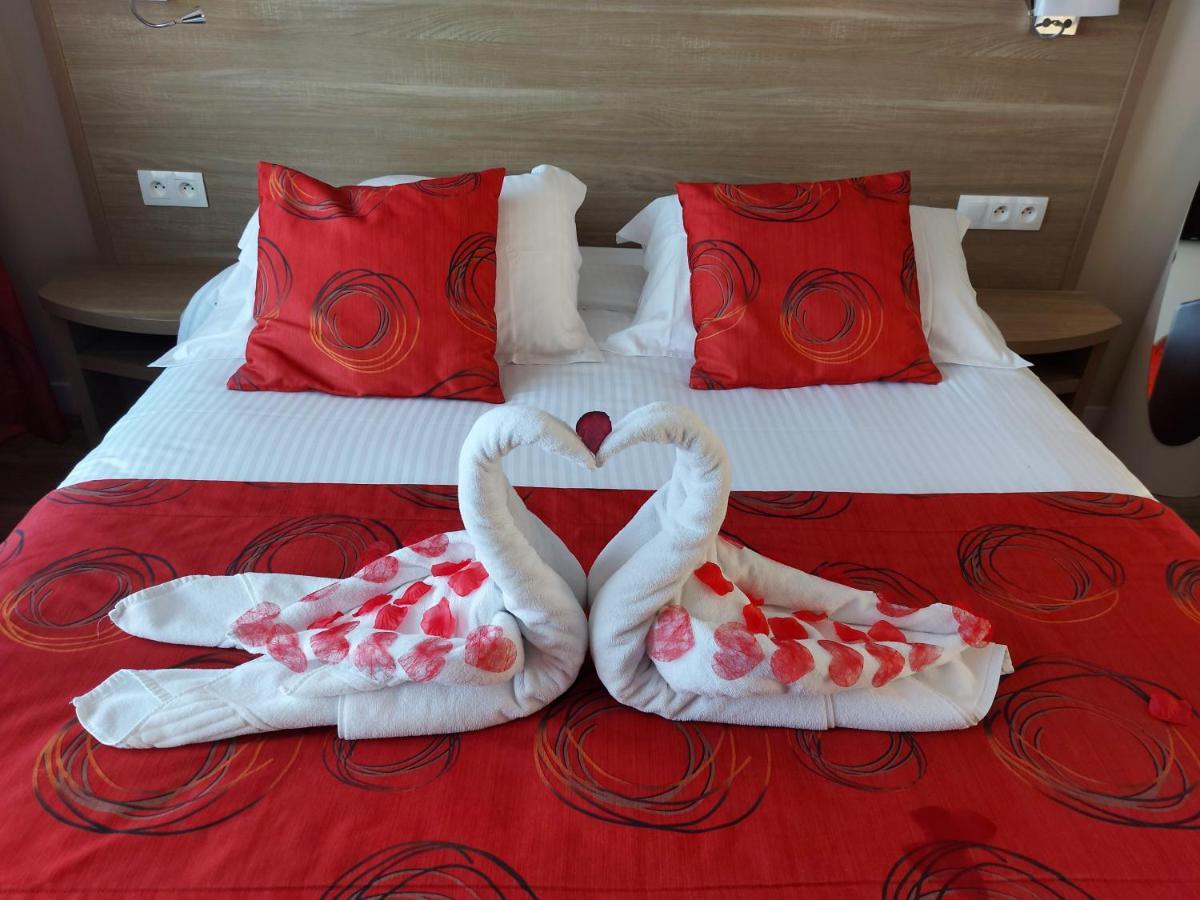 Contact Hotel - Motel Les Bleuets & Spa La Rivière-Saint-Sauveur Esterno foto